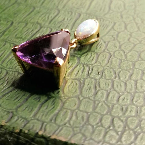 Pendentif Pendentif Améthyste et Opale or jaune 58 Facettes 2847