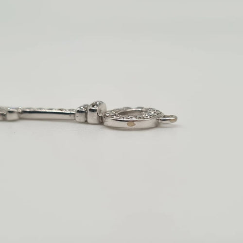 Pendentif Pendentif clef or blanc 18 carats serti de diamants 58 Facettes