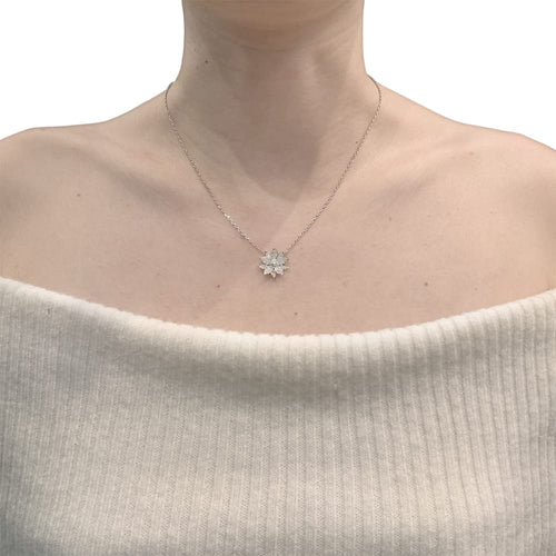 Collier Van Cleef & Arpels Lotus - Collier avec pendentif en or blanc et diamants 58 Facettes 35009