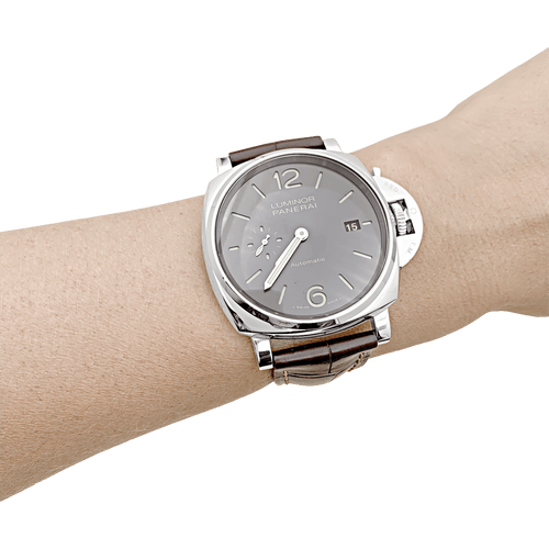 Montre Panerai Luminor Due - Montre en acier sur bracelet en cuir 58 Facettes 34678