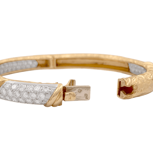 Bracelet Van Cleef & Arpels - Bracelet jonc ouvrant en or jaune et diamants 58 Facettes 34382