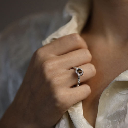 Bague 55 De Beers Aura - Solitaire en platine avec diamants, taille 55 58 Facettes FB10126