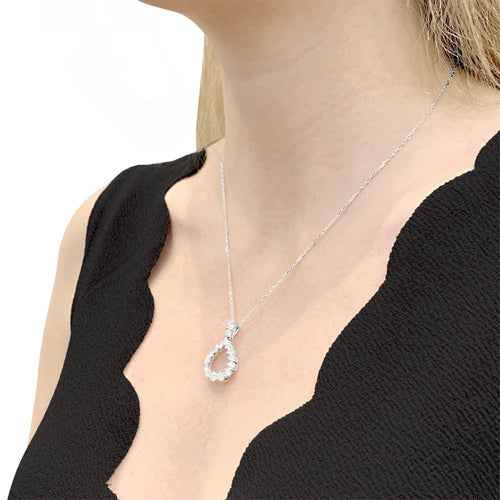 Collier Collier - Pendentif goutte en or blanc 750 et diamant taille brillant 58 Facettes 35216