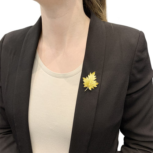 Broche Tiffany & Co - Broche feuille en or jaune 750 58 Facettes 35302
