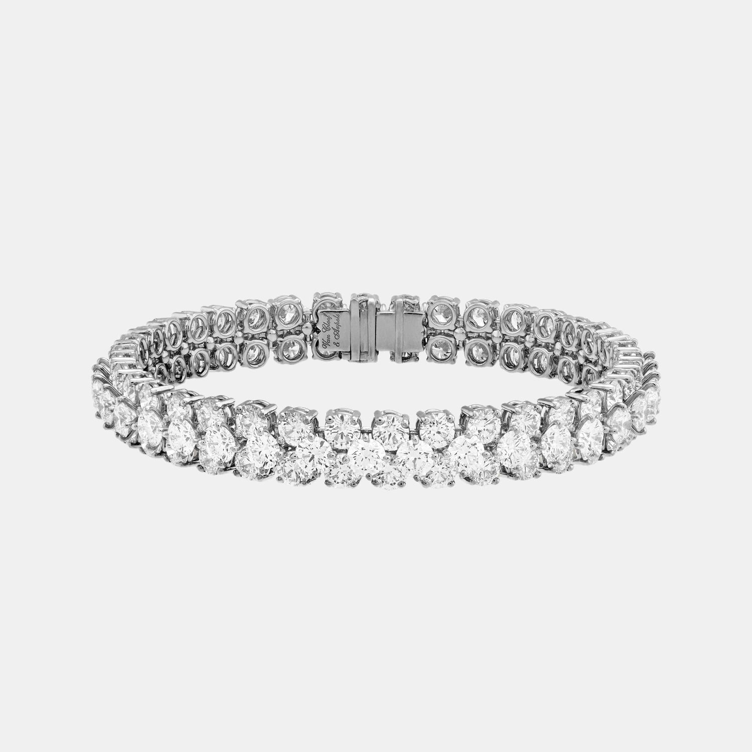 Collier A Cheval Platine Diamant 54.04ct