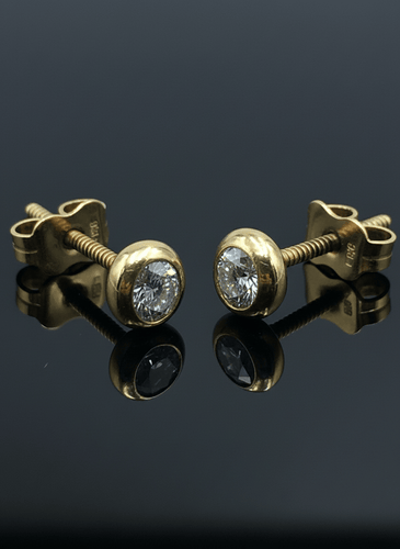 Boucles d'oreilles Boucles d’oreilles en or jaune 18 carats avec diamants 58 Facettes