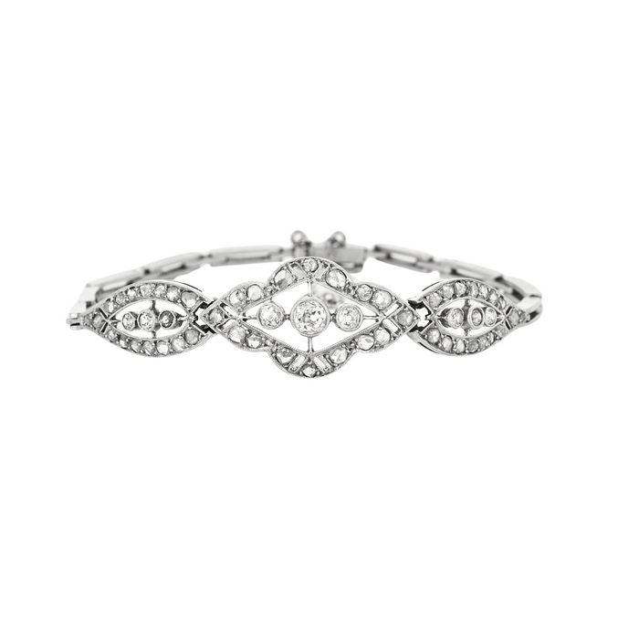 White gold bracelet with geometric diamond patterns
