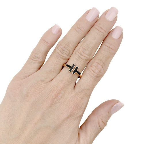 Bague 54 Tiffany & Co Tiffany T Wire - Bague en or rose et onyx 58 Facettes 35010