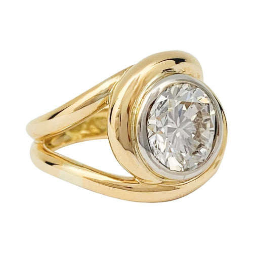 Bague 50 Bague astragale entrelacée bicolore en or 750 avec diamant 2,78 ct 58 Facettes 31786