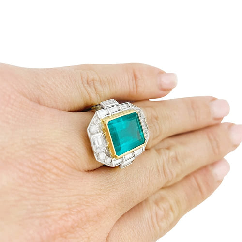 Bague 55 Bague en or jaune et or blanc 750 émeraude et diamants 58 Facettes 30866