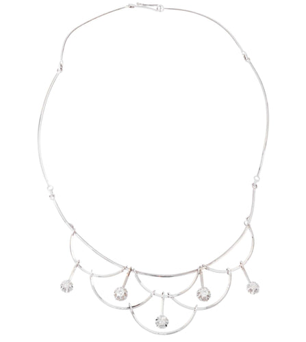 Collier Collier draperie en or gris et diamants 58 Facettes 1