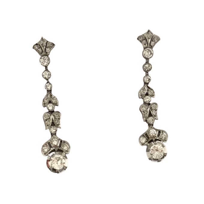 Boucles d'oreilles Boucles d'oreilles style Art Déco en platine avec 1,80ct de diamants 58 Facettes