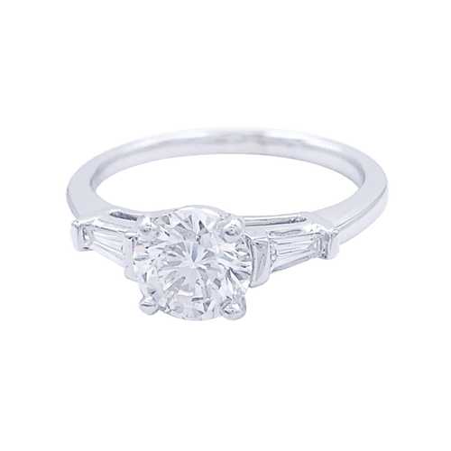 Bague 53 Bague solitaire en or blanc avec diamant 1,15 ct et diamants baguette 58 Facettes 32529