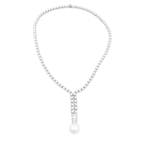 Collier Collier cravate en or blanc 750 serti de diamants et perle de culture 58 Facettes 34935