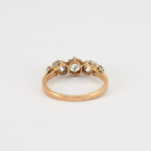 Bague Bague jarretière en or jaune, diamant 58 Facettes