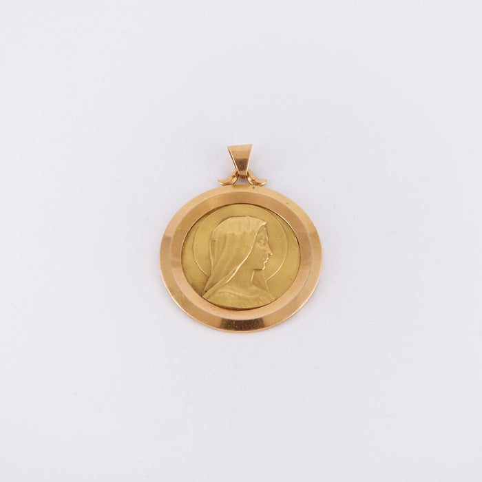 Pendentif Médaille ciselée Vierge 58 Facettes BT01