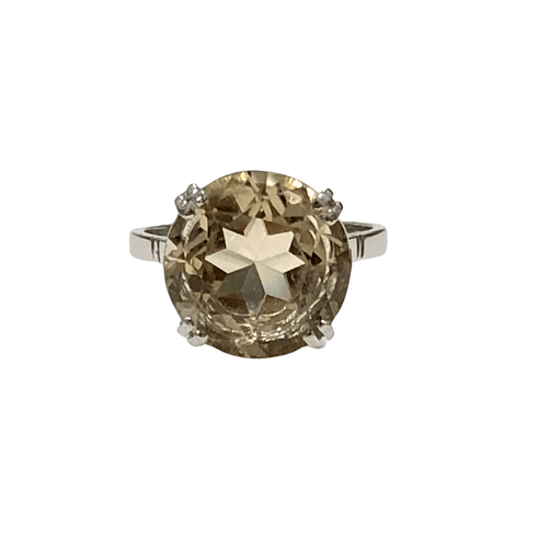 Bague 53 Bague rétro citrine et or blanc 58 Facettes