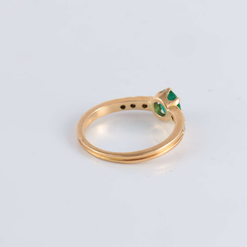 Bague 52 Bague Emeraude épaulée de Diamants 58 Facettes FM64