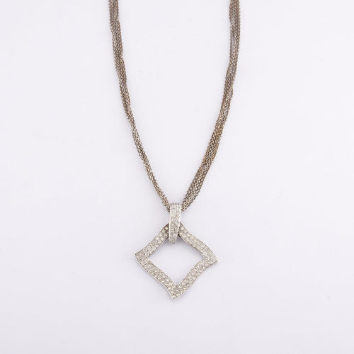 Collier Pendentif : Largeur : 2.5 cm ; Longueur :  3 cm / Blanc/Gris / Or 750 Collier Or blanc Diamants 58 Facettes 200011R