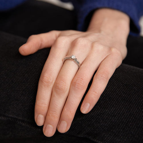 Bague 52 / Blanc/Gris / Or 750 Bague Solitaire Diamant 0.30 Carat 58 Facettes 190359R