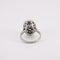 Bague 55 Bague ovale, en or gris, diamants 58 Facettes