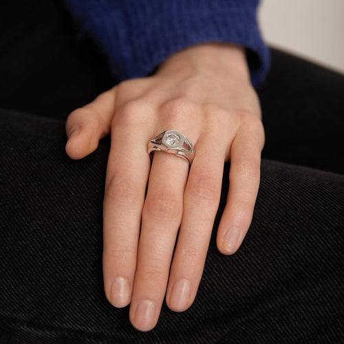 Bague 55 / Blanc/Gris / Or 750 Bague Solitaire Diamant 0.93 carat 58 Facettes 140121R