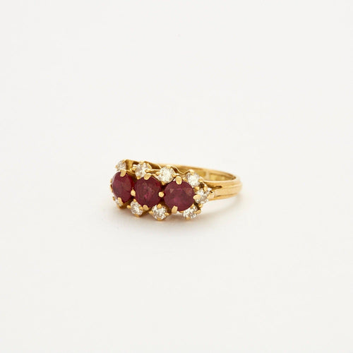 Bague 53 Bague or jaune, trois rubis et diamants 58 Facettes DV0507-3