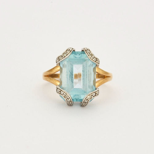 Bague Bague en or jaune aigue - marine et diamants 58 Facettes DV0558-2bis