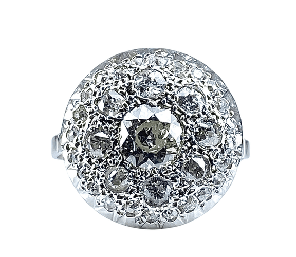 Bague 58 Bague en or blanc 18 carats pavée de 33 diamants, vers 1930 58 Facettes AB293