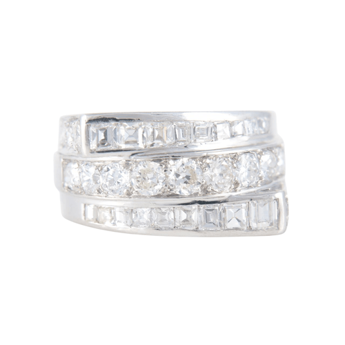 Bague 54 Bague or blanc, diamants ronds et carrés 58 Facettes