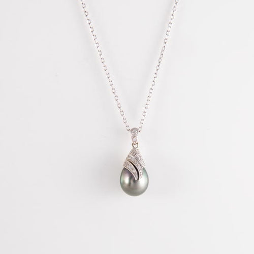 Collier Collier pendentif Perle de Tahiti Diamants 58 Facettes