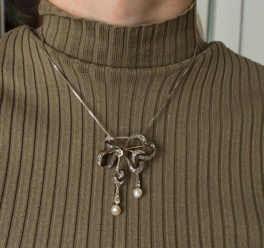 Collier Broche pendentif Noeud Diamants Perles 58 Facettes