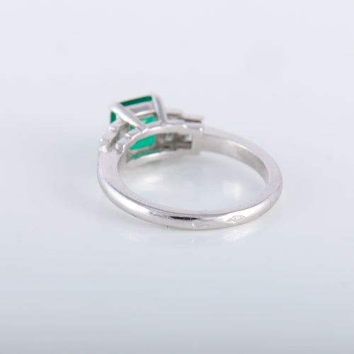 Bague Bague Emeraude Diamants 58 Facettes