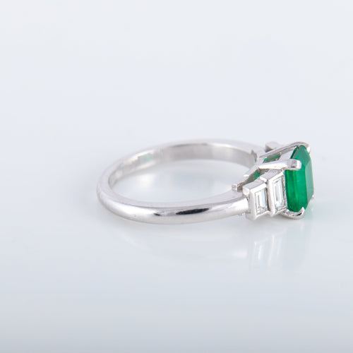 Bague Bague Emeraude Diamants 58 Facettes