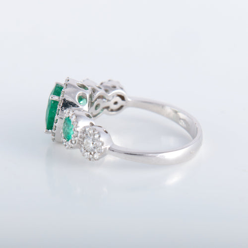 Bague 54 Bague style Jarretière Emeraudes Diamants 58 Facettes