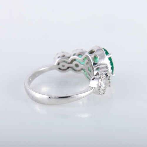 Bague 54 Bague style Jarretière Emeraudes Diamants 58 Facettes