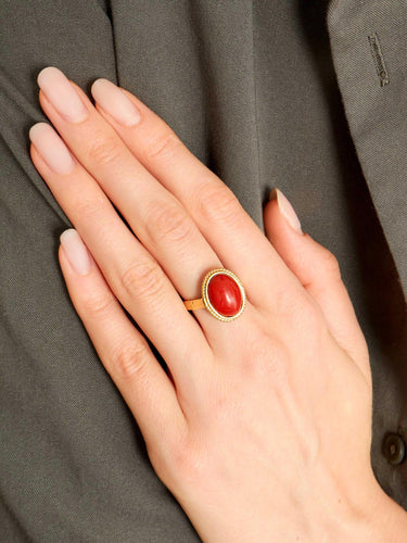 Bague Bague Ancienne Or Jaune et Corail 58 Facettes