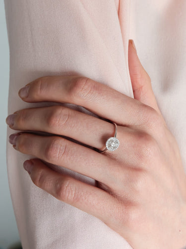 Bague 54 Bague Lucky One Ronde Serti illusion 58 Facettes