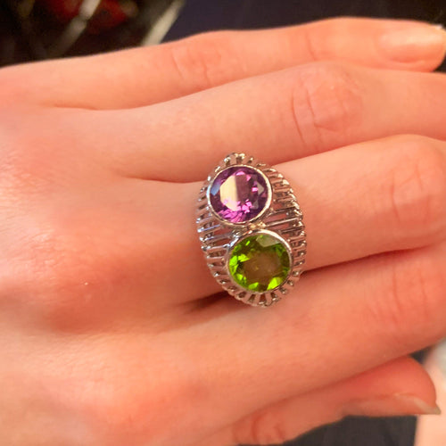 Bague Bague Améthyste et Péridot 58 Facettes