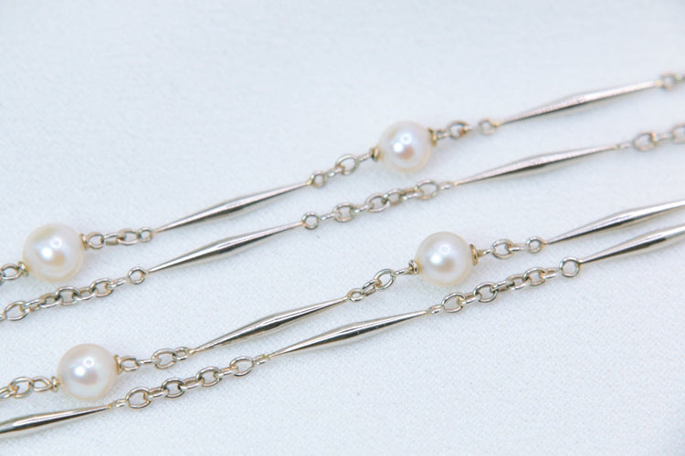 Collier Collier chaîne en or blanc, perles 58 Facettes 345