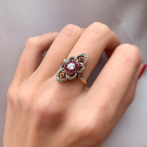 Bague 53 Bague Diamants et Rubis calibrés 58 Facettes JE143