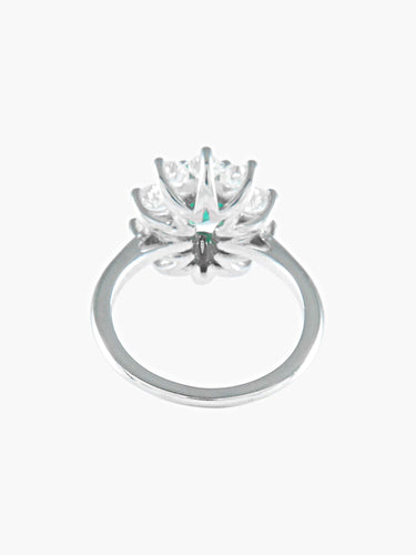 Bague 51 BAGUE MARGUERITE EMERAUDE DIAMANTS 58 Facettes 427 00010
