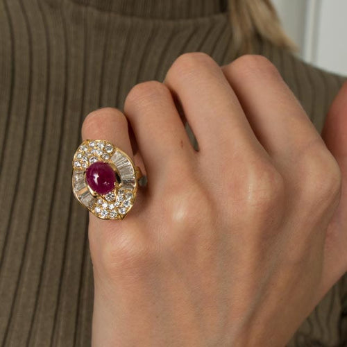 Bague 46 Bague Jupe Rubis cabochon Diamants 58 Facettes HS20852