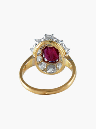 Bague Bague Rubis ovale et Diamants 58 Facettes