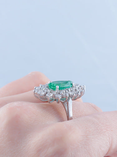 Bague 52 Bague Marguerite Emeraude Diamants 58 Facettes