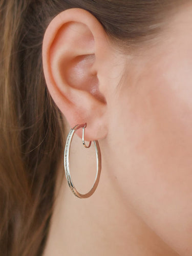 Boucles d'oreilles BOUCLES D’OREILLES "CREOLES" MODERNE OR BLANC 58 Facettes BO2393W