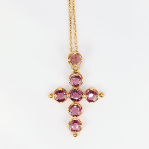 Pendentif Pendentif croix en or et grenats roses 58 Facettes