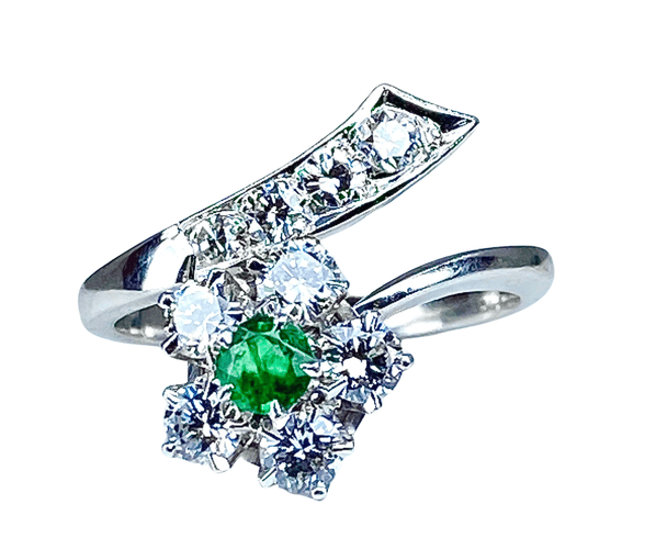 Bague 48 Bague en or blanc 18 carats en émeraude et diamants 58 Facettes AB294