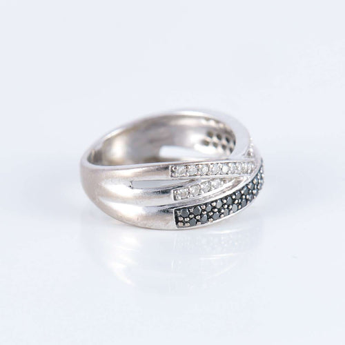 Bague 53 Bague Croisée pavage Diamants noirs et blancs 58 Facettes JE239