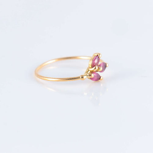 Bague 51.5 Bague Trio Rubis 58 Facettes JE227